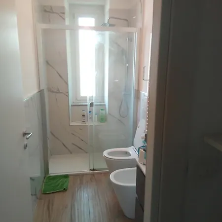 A 2 Passi Metro Bengasi-stazione Lingotto * Turyn